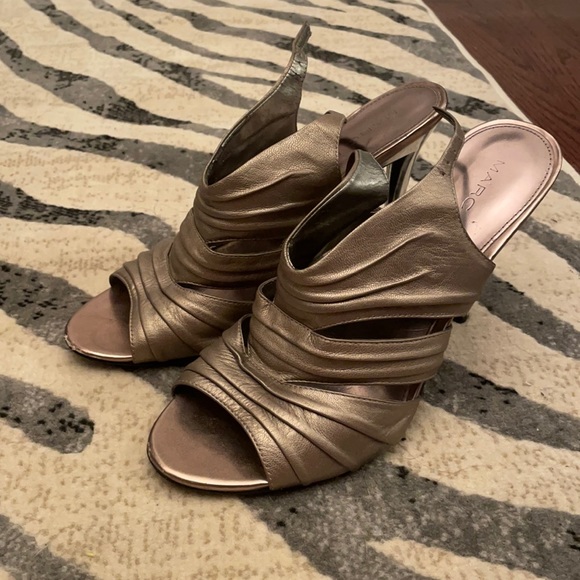 SEXY MARC FISHER HEELS *PICK 2 FOR $40* - Picture 2 of 7